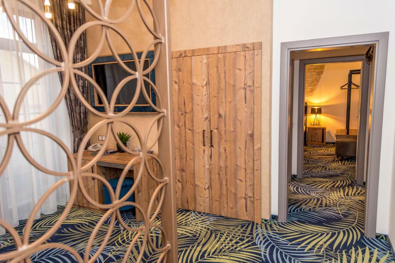 סיביו Art Hotel מראה חיצוני תמונה